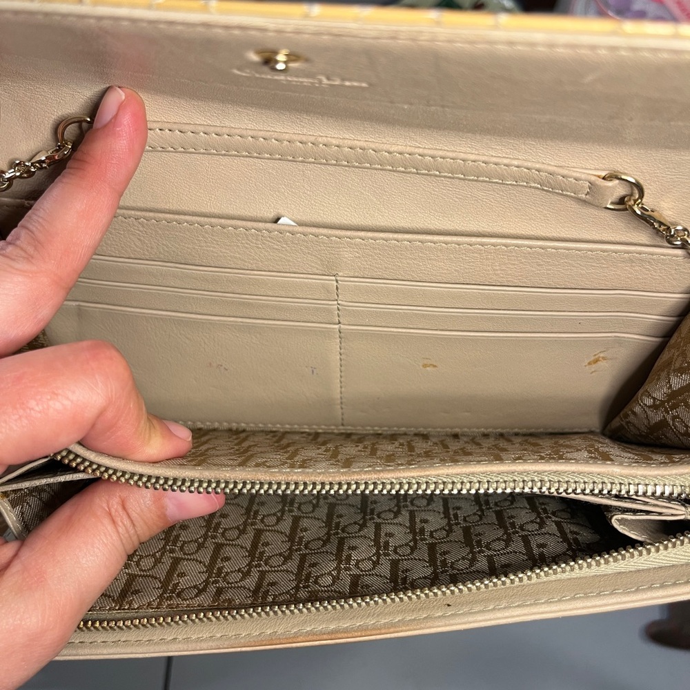 Christian Dior Cannage Yellow Quilted Patent-Leather Chain Shoulder Bag - Picture 10 of 13